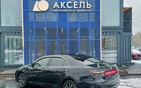 Toyota Camry, 2017 год, 2 325 000 рублей, 7 фотография