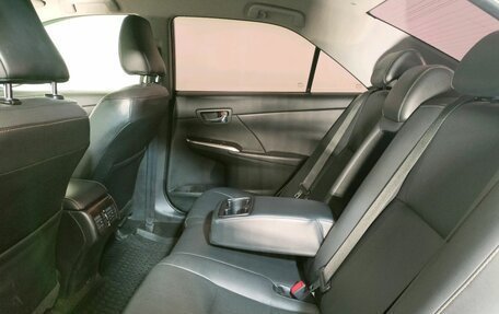 Toyota Camry, 2017 год, 2 325 000 рублей, 16 фотография