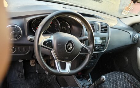 Renault Logan II, 2020 год, 900 000 рублей, 8 фотография