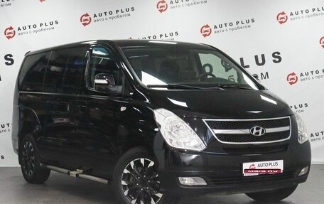 Hyundai Grand Starex Grand Starex I рестайлинг 2, 2015 год, 2 599 000 рублей, 1 фотография