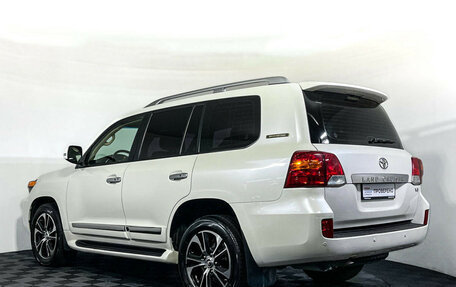 Toyota Land Cruiser 200, 2014 год, 4 670 000 рублей, 7 фотография