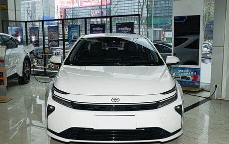 Toyota Corolla, 2026 год, 2 150 000 рублей, 2 фотография