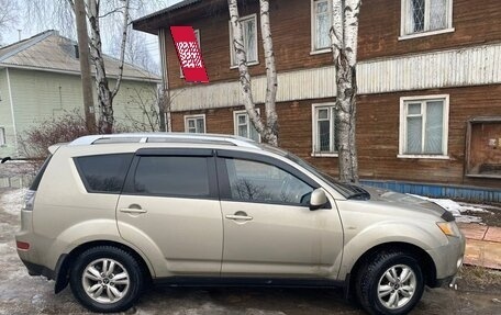 Mitsubishi Outlander III рестайлинг 3, 2008 год, 750 000 рублей, 2 фотография