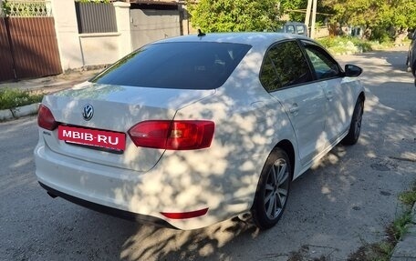Volkswagen Jetta VI, 2014 год, 870 000 рублей, 3 фотография
