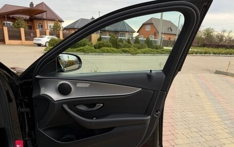 Mercedes-Benz E-Класс, 2018 год, 15 фотография