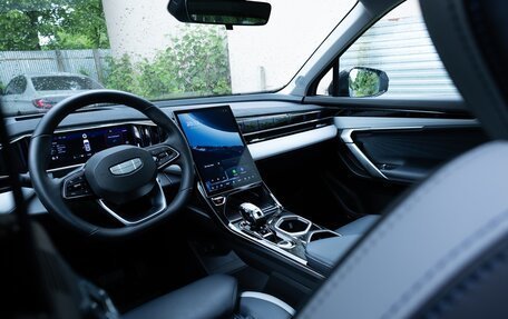 Geely Atlas, 2024 год, 3 100 000 рублей, 21 фотография
