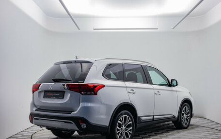 Mitsubishi Outlander III рестайлинг 3, 2019 год, 2 180 000 рублей, 5 фотография