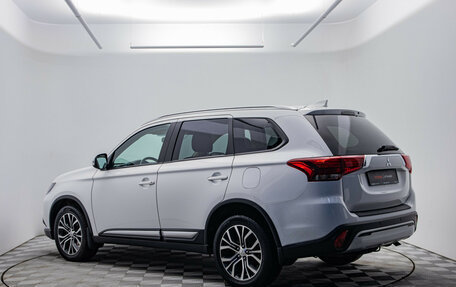 Mitsubishi Outlander III рестайлинг 3, 2019 год, 2 180 000 рублей, 7 фотография