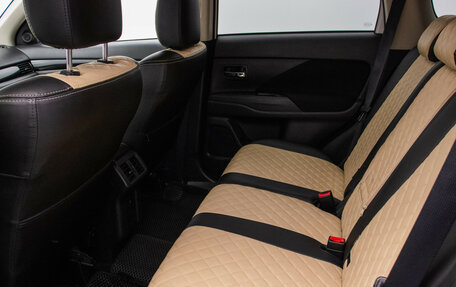 Mitsubishi Outlander III рестайлинг 3, 2019 год, 2 180 000 рублей, 11 фотография
