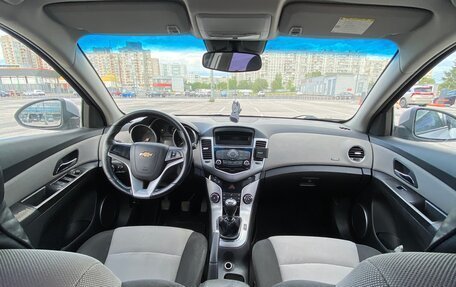 Chevrolet Cruze II, 2011 год, 630 000 рублей, 12 фотография