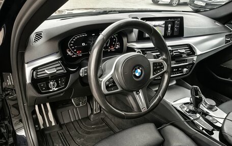 BMW 5 серия, 2019 год, 3 450 000 рублей, 21 фотография