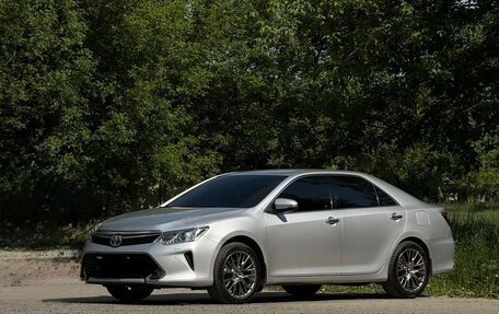 Toyota Camry, 2015 год, 2 100 000 рублей, 1 фотография