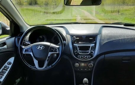 Hyundai Solaris II рестайлинг, 2014 год, 1 100 000 рублей, 9 фотография