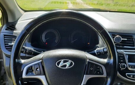 Hyundai Solaris II рестайлинг, 2014 год, 1 100 000 рублей, 14 фотография