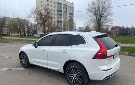 Volvo XC60 II, 2018 год, 3 200 000 рублей, 3 фотография