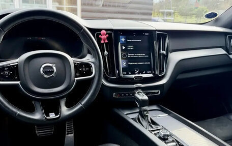 Volvo XC60 II, 2018 год, 3 200 000 рублей, 9 фотография