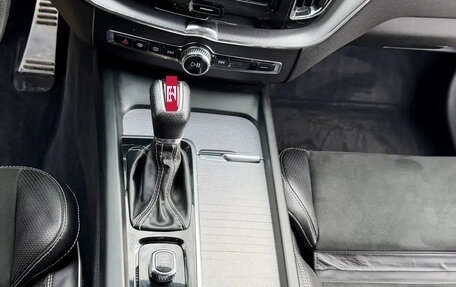 Volvo XC60 II, 2018 год, 3 200 000 рублей, 11 фотография