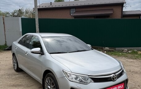 Toyota Camry, 2015 год, 2 100 000 рублей, 18 фотография