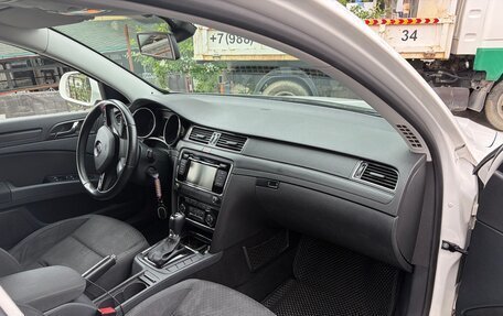 Skoda Superb III рестайлинг, 2014 год, 1 042 000 рублей, 4 фотография