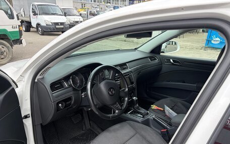 Skoda Superb III рестайлинг, 2014 год, 1 042 000 рублей, 10 фотография