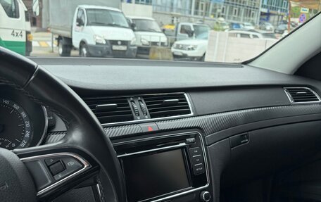 Skoda Superb III рестайлинг, 2014 год, 1 042 000 рублей, 12 фотография