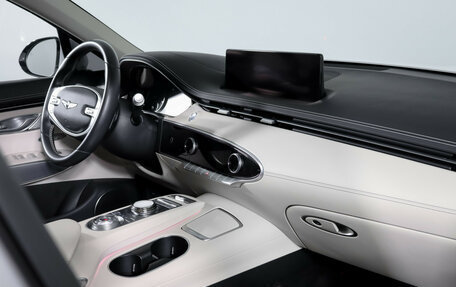 Genesis GV70, 2021 год, 4 749 000 рублей, 9 фотография