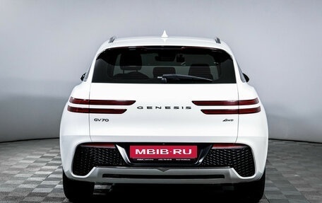 Genesis GV70, 2021 год, 4 749 000 рублей, 6 фотография