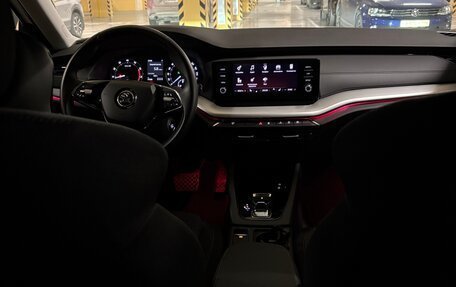 Skoda Octavia IV, 2021 год, 2 700 000 рублей, 22 фотография
