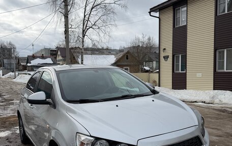 Chevrolet Aveo III, 2013 год, 600 000 рублей, 2 фотография