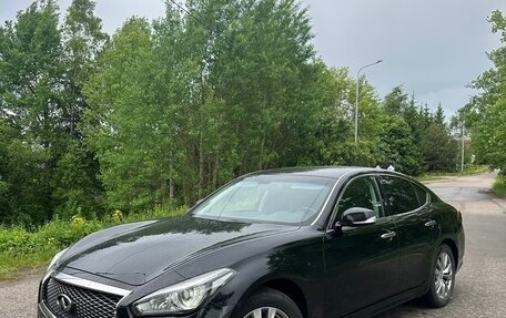 Infiniti Q70 I, 2016 год, 2 900 000 рублей, 10 фотография