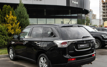 Mitsubishi Outlander III рестайлинг 3, 2013 год, 1 198 000 рублей, 5 фотография