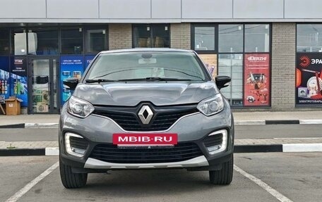 Renault Kaptur I рестайлинг, 2017 год, 1 590 000 рублей, 3 фотография