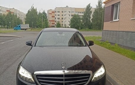 Mercedes-Benz C-Класс, 2018 год, 2 550 000 рублей, 2 фотография