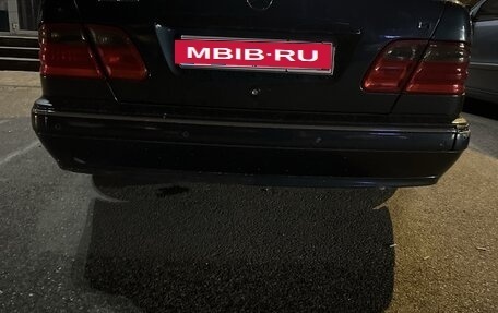 Mercedes-Benz E-Класс, 1997 год, 400 000 рублей, 7 фотография