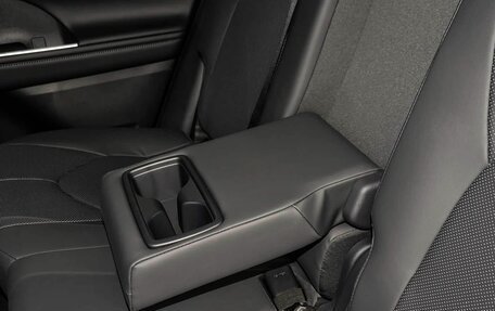 Toyota Highlander, 2026 год, 4 790 000 рублей, 34 фотография