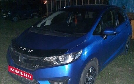 Honda Fit III, 2017 год, 950 000 рублей, 3 фотография