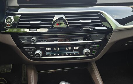 BMW 5 серия, 2018 год, 2 900 000 рублей, 9 фотография