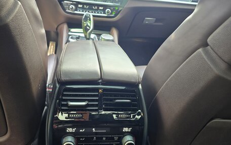 BMW 5 серия, 2018 год, 2 900 000 рублей, 7 фотография
