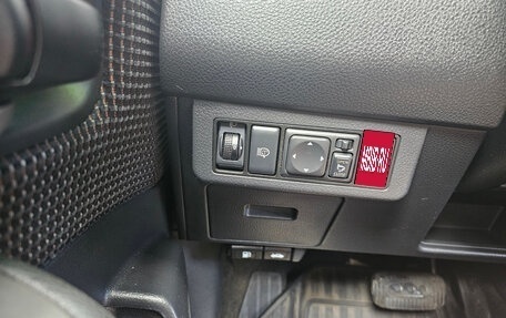 Nissan Tiida, 2010 год, 850 000 рублей, 10 фотография