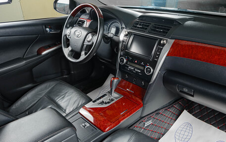 Toyota Camry, 2012 год, 1 829 000 рублей, 11 фотография