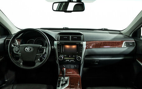 Toyota Camry, 2014 год, 1 999 777 рублей, 13 фотография