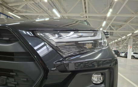 Toyota RAV4, 2024 год, 3 890 000 рублей, 21 фотография