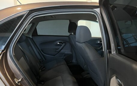 Volkswagen Polo VI (EU Market), 2014 год, 500 000 рублей, 23 фотография