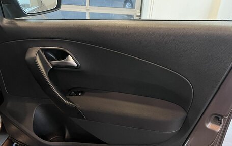 Volkswagen Polo VI (EU Market), 2014 год, 500 000 рублей, 25 фотография