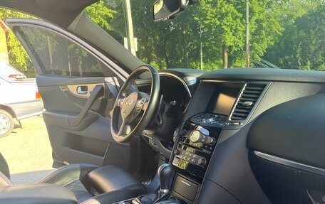 Infiniti QX70, 2016 год, 3 500 000 рублей, 8 фотография