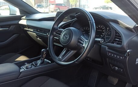 Mazda 3, 2021 год, 1 400 000 рублей, 11 фотография