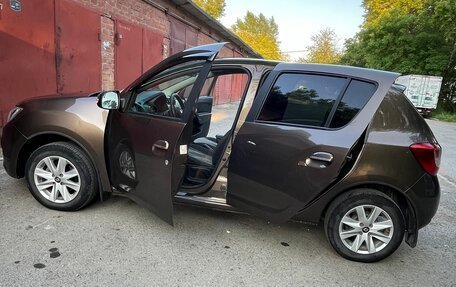 Renault Sandero II рестайлинг, 2018 год, 1 150 000 рублей, 2 фотография
