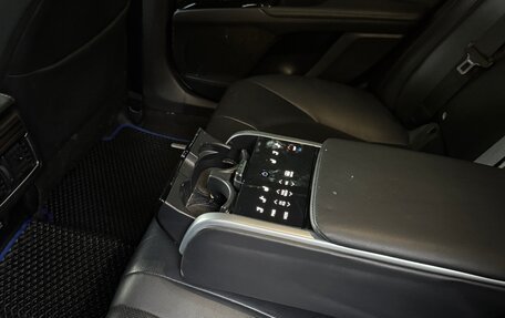 Toyota Camry, 2018 год, 1 900 000 рублей, 8 фотография