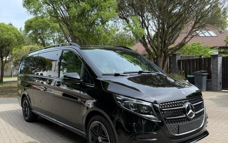 Mercedes-Benz V-Класс, 2025 год, 10 900 000 рублей, 1 фотография