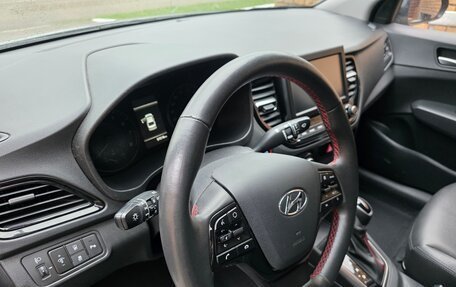 Hyundai Solaris II рестайлинг, 2020 год, 1 850 000 рублей, 20 фотография